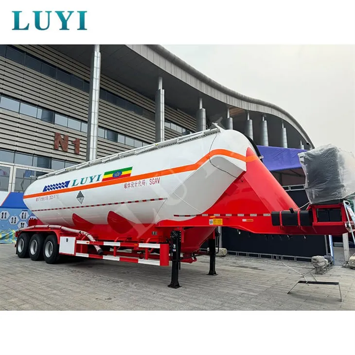 3-Navpični polpriklopnik s cisterno za prah 40 kubičnih metrov osi